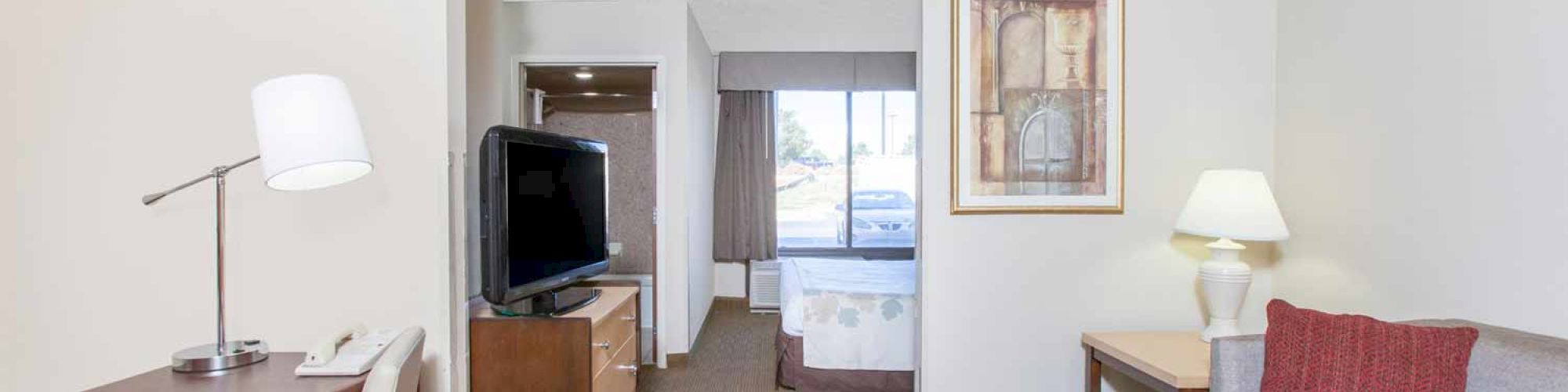 Hawthorn Suites by Wyndham Midwest City Tinker AFB